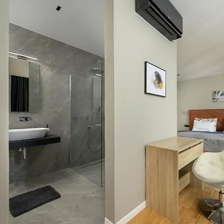 She Luxury Comfortable Holiday Boskari