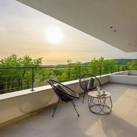 She Luxury Comfortable Holiday Вилла *